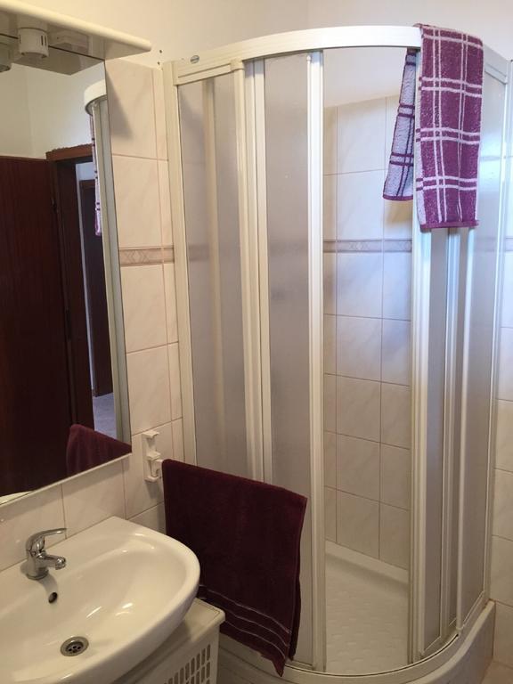 Dolac Apartment